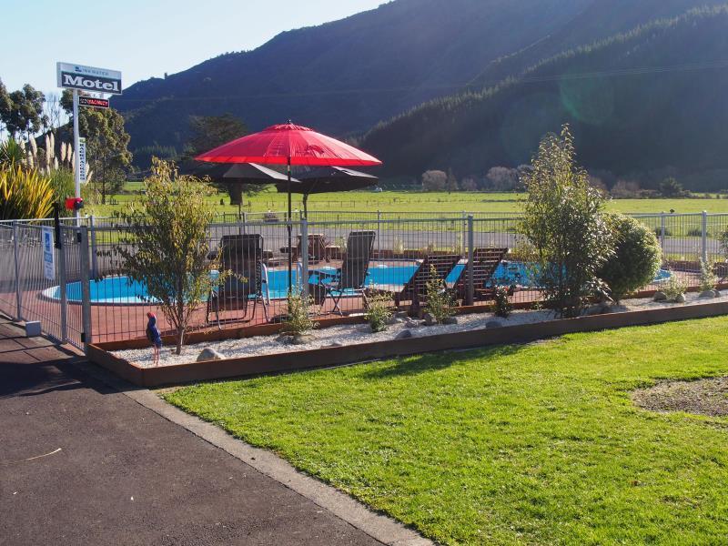 Linkwater Motel&Backpackers Exterior foto