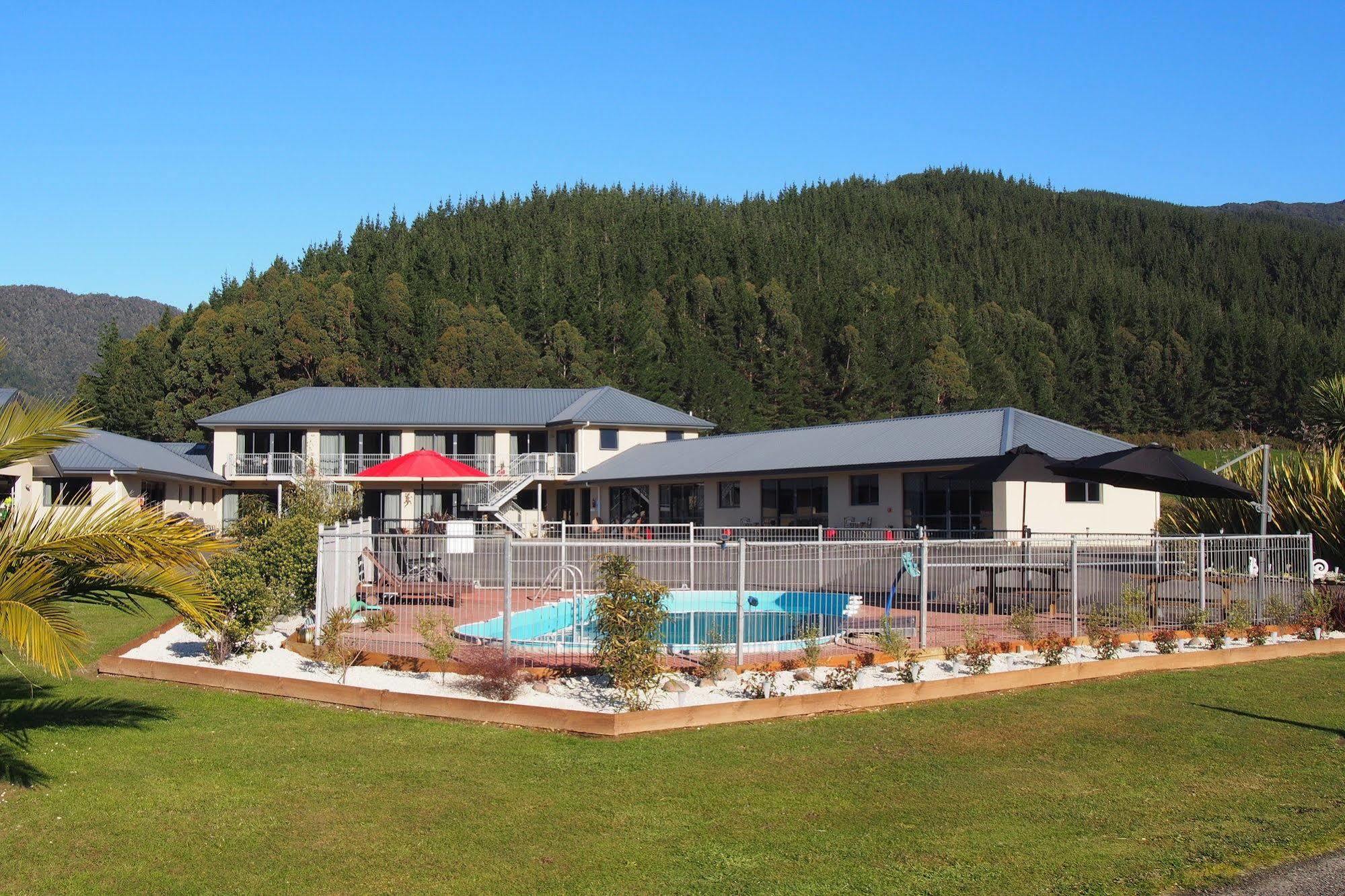 Linkwater Motel&Backpackers Exterior foto
